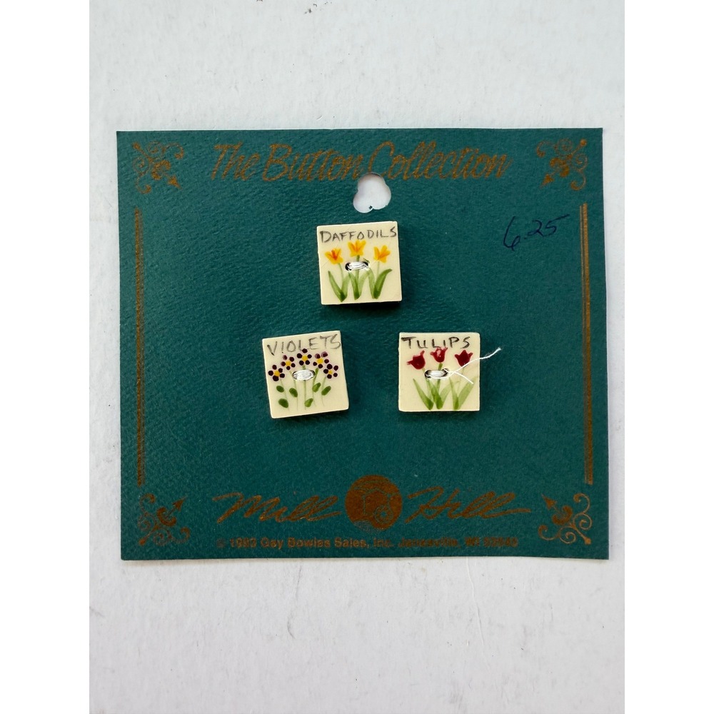 VTG Mill Hill The Button Collection Cream Flower Hand Painted Novelty Buttons